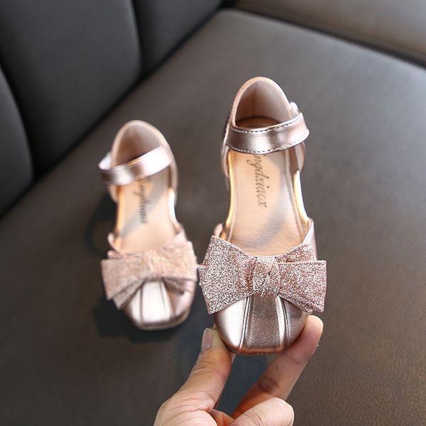 season 2020 korean princess shoes middle and and sandals large children's dance shoes girls' baotou fashion half sandals, Black;red
season 2020 korean princess shoes middle and and sandals large children's dance shoes girls' baotou fashion half sandals, Black;red