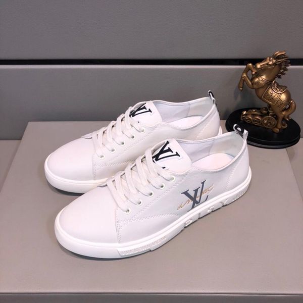 2020p new high-quality genuine leather men's low-casual shoes, fashionable wild breathable running shoes outdoor lace-up sneakers, Black
2020p new high-quality genuine leather men's low-casual shoes, fashionable wild breathable running shoes outdoor lace-up sneakers, Black