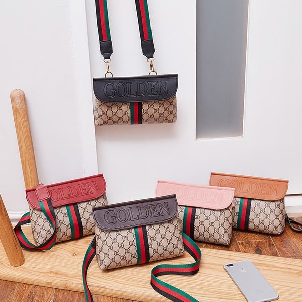 women's printed 2020 korean new three-color strap slant pocket small fashion bag shoulder strap shoulder bag
women's printed 2020 korean new three-color strap slant pocket small fashion bag shoulder strap shoulder bag