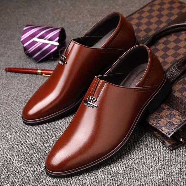 fashion men dress shoes slip on oxfords shoes for men's flat mens pointed toe footwear men leather formal business male, Black
fashion men dress shoes slip on oxfords shoes for men's flat mens pointed toe footwear men leather formal business male, Black