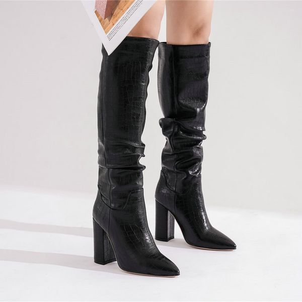 2020 new women boots thick high heels autumn winter boots cowboy western knee high women shoes plus size 34-43, Black
2020 new women boots thick high heels autumn winter boots cowboy western knee high women shoes plus size 34-43, Black