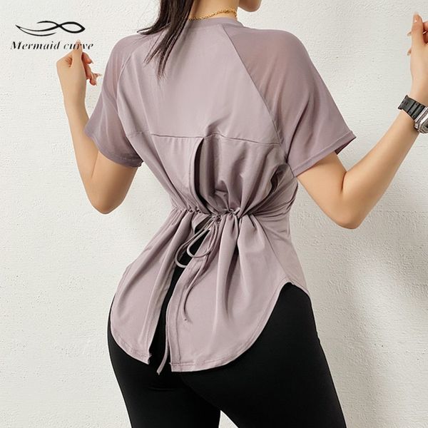 women new loose short sleeve sport t shirt breathable net yarn patchwork back fork opening bandage quick dry running yoga shirt, White;red
women new loose short sleeve sport t shirt breathable net yarn patchwork back fork opening bandage quick dry running yoga shirt, White;red