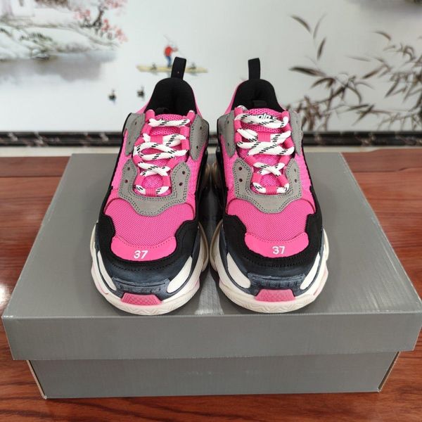 2020kn designer designs new leisure and entertainment hiking shoes, outdoor jungle adventure shoes, original packaging and box delivery, Black
2020kn designer designs new leisure and entertainment hiking shoes, outdoor jungle adventure shoes, original packaging and box delivery, Black