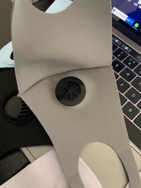 dustproof face mask breathing valve mask reusable anti-dust haze pm2.5 ice silk cotton masks dhl
dustproof face mask breathing valve mask reusable anti-dust haze pm2.5 ice silk cotton masks dhl