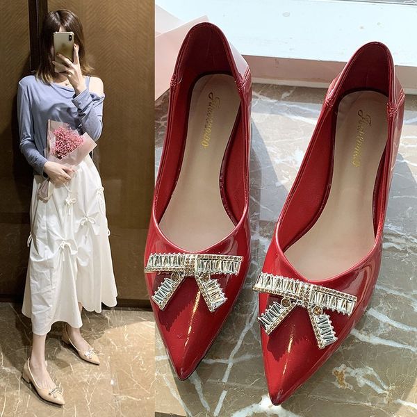 plus size 34-43 office lady shoes crystal pumps medium heels dress shoes women patent leather boat zapatos mujer, Black
plus size 34-43 office lady shoes crystal pumps medium heels dress shoes women patent leather boat zapatos mujer, Black