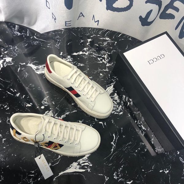 2021-2020b new trend leather casual shoes men and women outdoor sports shoes fashion wild party couple sponge cake shoes ,size 35 -41, Black
2021-2020b new trend leather casual shoes men and women outdoor sports shoes fashion wild party couple sponge cake shoes ,size 35 -41, Black