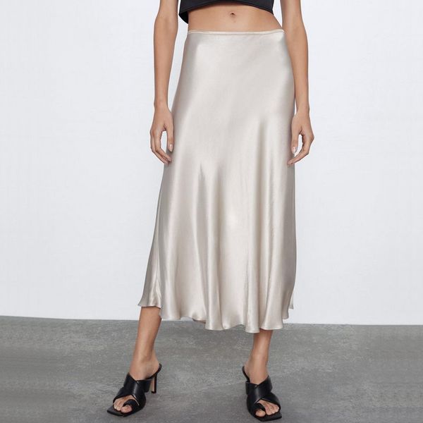 2020 spring summer women elegant high waist satin skirt a-line long skirt shiny silk imitation midi silver yellow, Black
2020 spring summer women elegant high waist satin skirt a-line long skirt shiny silk imitation midi silver yellow, Black