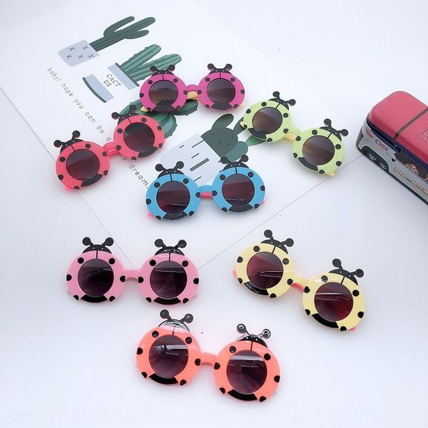 selling sun glasses cute cartoon style children's sunglasses outdoor beetle children's sunglasses, Blue
selling sun glasses cute cartoon style children's sunglasses outdoor beetle children's sunglasses, Blue