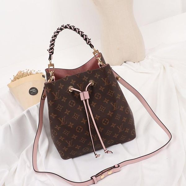 2021 drop ship women 's bag fashion style messenger bag vintage leather bucket bag handbag drawstring shoulder bags with
2021 drop ship women 's bag fashion style messenger bag vintage leather bucket bag handbag drawstring shoulder bags with