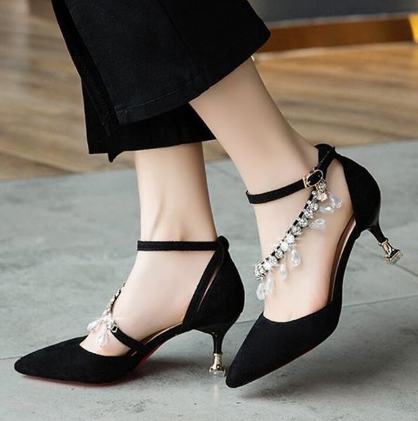 the new summer 2020 fashion versatile thin heel pointed rhinestone buckle hollow sandal is a must for weddings, Black
the new summer 2020 fashion versatile thin heel pointed rhinestone buckle hollow sandal is a must for weddings, Black