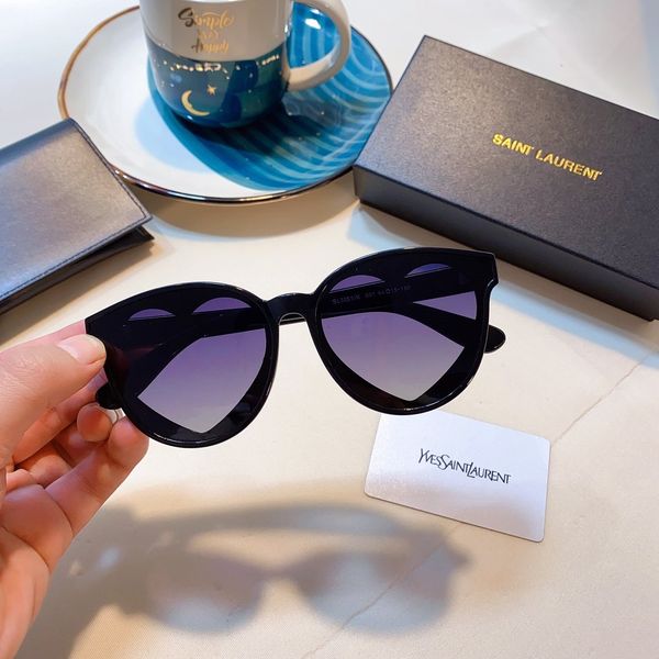 2020 glass lens sun glasses designer fashion frame mirror love model sunglasses for men and women uv400 sport sun glasses, Black
2020 glass lens sun glasses designer fashion frame mirror love model sunglasses for men and women uv400 sport sun glasses, Black