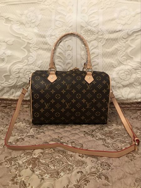 artsy brand new women european and american luxury lady real leather handbag tote bag purse metis designer speedy v09
artsy brand new women european and american luxury lady real leather handbag tote bag purse metis designer speedy v09