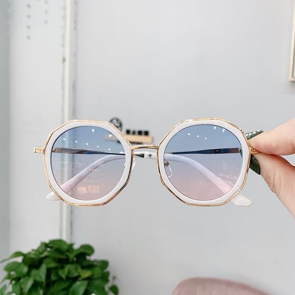 2020 new irregular children's sun men's and women's baby creative sunshade sunglasses travel decorative glasses, Blue
2020 new irregular children's sun men's and women's baby creative sunshade sunglasses travel decorative glasses, Blue