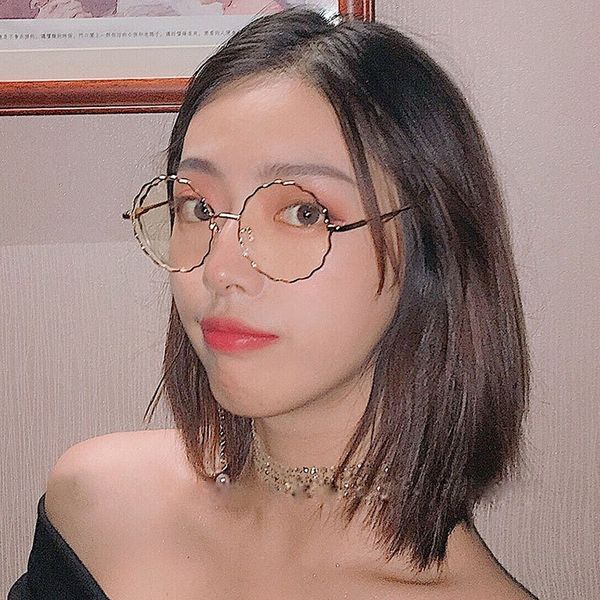 korean fashion myopia frame ins net myopia glasses red plain face radiation-proof flower polygon plain glasses female, Silver
korean fashion myopia frame ins net myopia glasses red plain face radiation-proof flower polygon plain glasses female, Silver