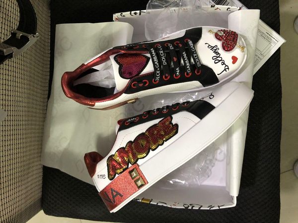 2020oo high-end luxury men and women casual shoes, fashion wild outdoor couple sports shoes, men and women party shoes, size: 35-45
2020oo high-end luxury men and women casual shoes, fashion wild outdoor couple sports shoes, men and women party shoes, size: 35-45