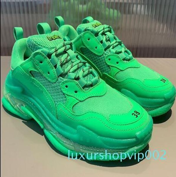 paris green crystal bottom triple-s leisure shoes luxury dad shoes platform sneakers men women vintage kanye old grandpa trainer[with box
paris green crystal bottom triple-s leisure shoes luxury dad shoes platform sneakers men women vintage kanye old grandpa trainer[with box