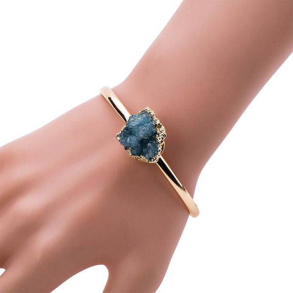 eh8110 exaggerated gold plated bracelet irregular natural stone women's fashion style, Golden;silver
eh8110 exaggerated gold plated bracelet irregular natural stone women's fashion style, Golden;silver