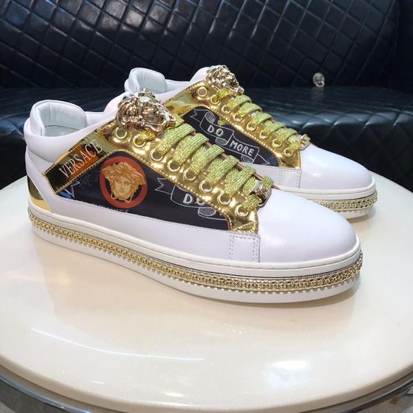 2020d limited edition men's leather embroidered low casual shoes large size fashionable lace up sneakers, size: 38-45, Black
2020d limited edition men's leather embroidered low casual shoes large size fashionable lace up sneakers, size: 38-45, Black