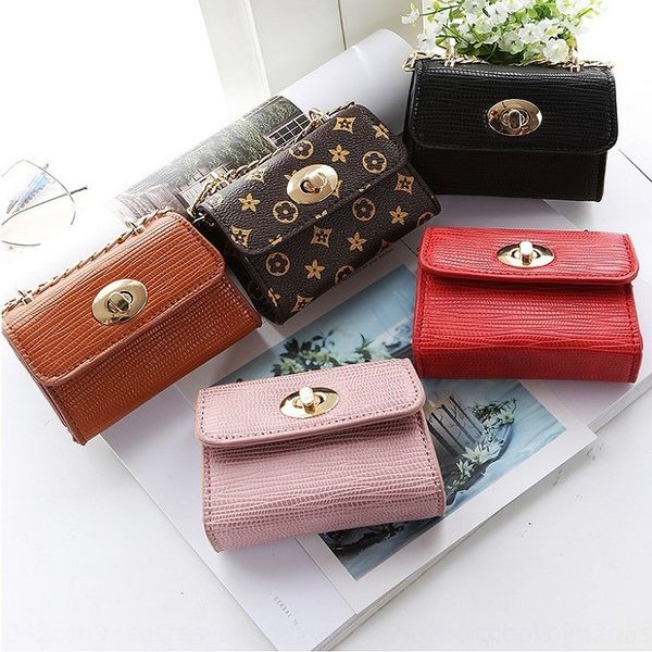 new fashion printed pu fashion mini korean style single shoulder span small children's chain small chain bag bag female
new fashion printed pu fashion mini korean style single shoulder span small children's chain small chain bag bag female