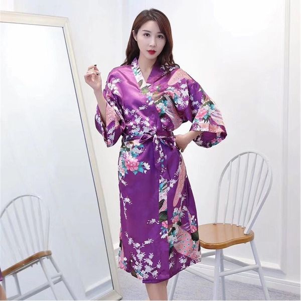 women's sleepwear 2021 silk kimono robe bathrobe women bridesmaid robes plus size -4xl satin ladies dressing gowns, Black;red
women's sleepwear 2021 silk kimono robe bathrobe women bridesmaid robes plus size -4xl satin ladies dressing gowns, Black;red