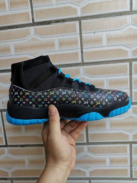 11 11s mens navy blue light bone 11s hight navy blue red light bone basketball shoes xi prem unc high 45 sneakers7-13
11 11s mens navy blue light bone 11s hight navy blue red light bone basketball shoes xi prem unc high 45 sneakers7-13