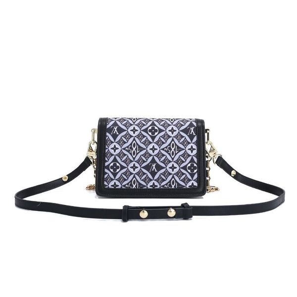 retro style women leather small flap crossbody bag sac bandouli ère new 2020 womens chain messenger bags luxury designer shoulder bag
retro style women leather small flap crossbody bag sac bandouli ère new 2020 womens chain messenger bags luxury designer shoulder bag