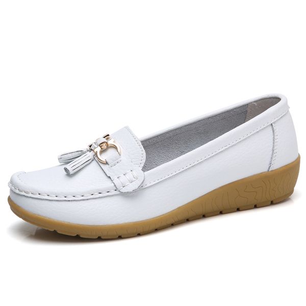 2020 spring autumn woman shoes cow leather flats women slip on loafers momen moccasins shoes female large size 35-44, Black
2020 spring autumn woman shoes cow leather flats women slip on loafers momen moccasins shoes female large size 35-44, Black