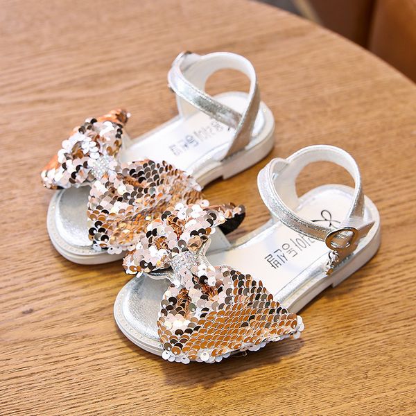 girls sandals 2020 summer new bowknot fashion princess shoes kids breathable girls open soft bottom sandals, Black;red
girls sandals 2020 summer new bowknot fashion princess shoes kids breathable girls open soft bottom sandals, Black;red
