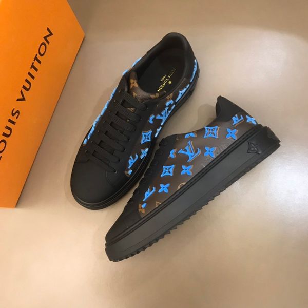 low-flat-bottom luxembourg sneakers. high-quality brand shoes, r design fashion printing, comfortable trend, size 38-45
low-flat-bottom luxembourg sneakers. high-quality brand shoes, r design fashion printing, comfortable trend, size 38-45