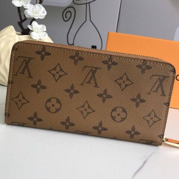luxury designer type lady leather long wallet classic style womens wallet purses card holder handbag female zipper purse high quality
luxury designer type lady leather long wallet classic style womens wallet purses card holder handbag female zipper purse high quality