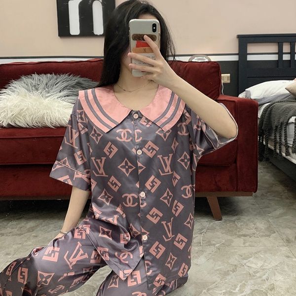 eurgm ice silk pajamas women's new short-sleeved summer trousers simulation home clothes silksimulated silksilk outdoor women's ho, Blue;red
eurgm ice silk pajamas women's new short-sleeved summer trousers simulation home clothes silksimulated silksilk outdoor women's ho, Blue;red