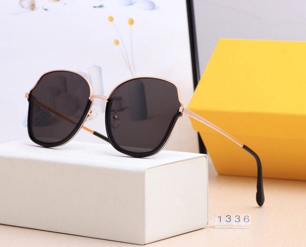 with box 2020 men's and women's polarized lenses classic european sunglasses travel leisure and vacation all-match fashion sunglas, White;black
with box 2020 men's and women's polarized lenses classic european sunglasses travel leisure and vacation all-match fashion sunglas, White;black