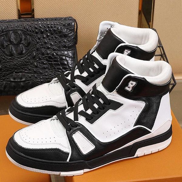 trainer sneaker mid -men 's shoes new arrival autumn and winter breathable casual footwears comfortable lace -up luxury sports men, Black
trainer sneaker mid -men 's shoes new arrival autumn and winter breathable casual footwears comfortable lace -up luxury sports men, Black