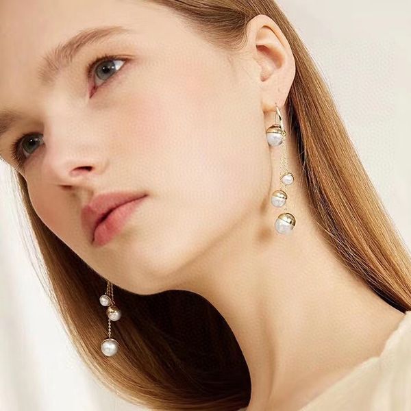 imitation pearl tassel eardrop hallyu temperament high sense long style thin earrings french ear hook 2020 new accessories, Golden;silver
imitation pearl tassel eardrop hallyu temperament high sense long style thin earrings french ear hook 2020 new accessories, Golden;silver
