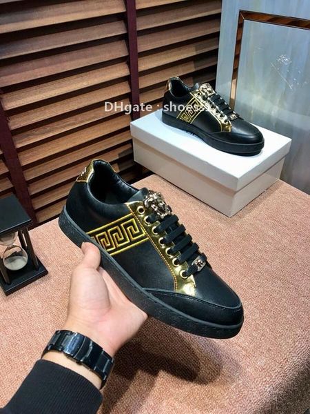 2021-2020y fashion men 's running shoes luxury casual shoes breathable leather classic sneakers low -party shoes ,size :38 -45, Black
2021-2020y fashion men 's running shoes luxury casual shoes breathable leather classic sneakers low -party shoes ,size :38 -45, Black