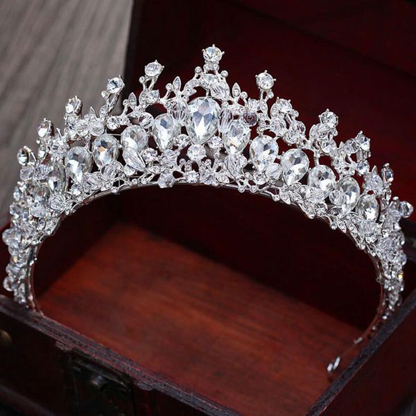 luxury design women crown headwear bride wedding tiara bridal makeup headdress princess baroque crown wedding hair accessories t200110, White;golden
luxury design women crown headwear bride wedding tiara bridal makeup headdress princess baroque crown wedding hair accessories t200110, White;golden