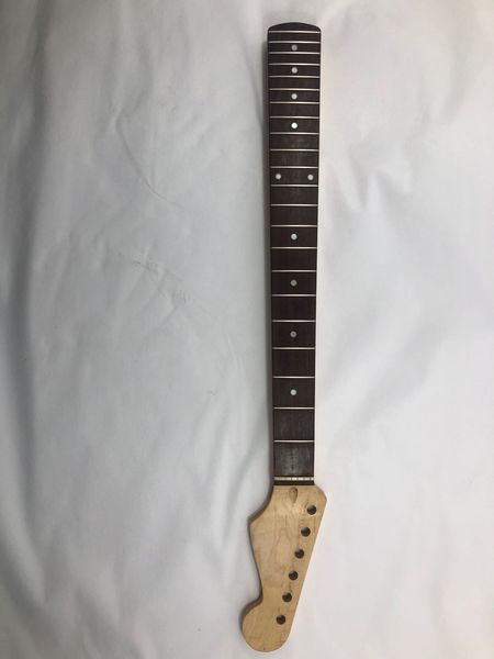 electric guitar neck 22 with white inlay dots tl rosewood fingerboard maple neck
electric guitar neck 22 with white inlay dots tl rosewood fingerboard maple neck