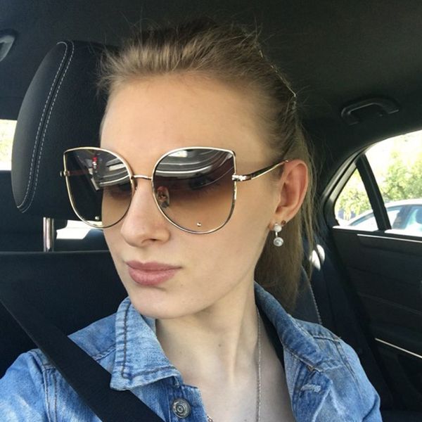 2017 new style cat eye sunglass women clear mirror sun glasses female ladies big cateye sunglasses cool special sun glass oculos uv400 y188, White;black
2017 new style cat eye sunglass women clear mirror sun glasses female ladies big cateye sunglasses cool special sun glass oculos uv400 y188, White;black
