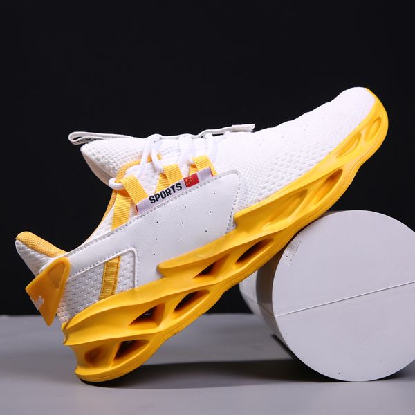 mesh men sneakers breathable running shoes for men 2020 new outdoors comfortable ultra light sports jogging shoes cheap, Black
mesh men sneakers breathable running shoes for men 2020 new outdoors comfortable ultra light sports jogging shoes cheap, Black