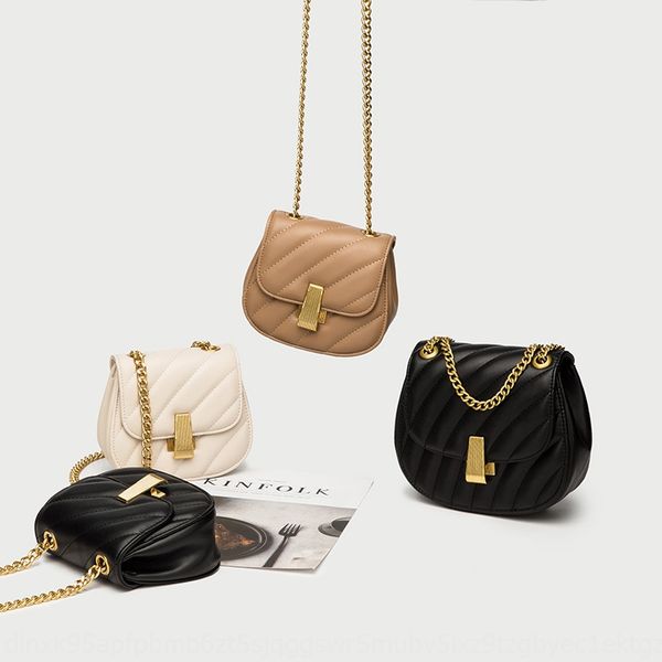 2020 new niche women's big pig bag small cmk saddle chain shoulder messenger shoulder women's bag
2020 new niche women's big pig bag small cmk saddle chain shoulder messenger shoulder women's bag