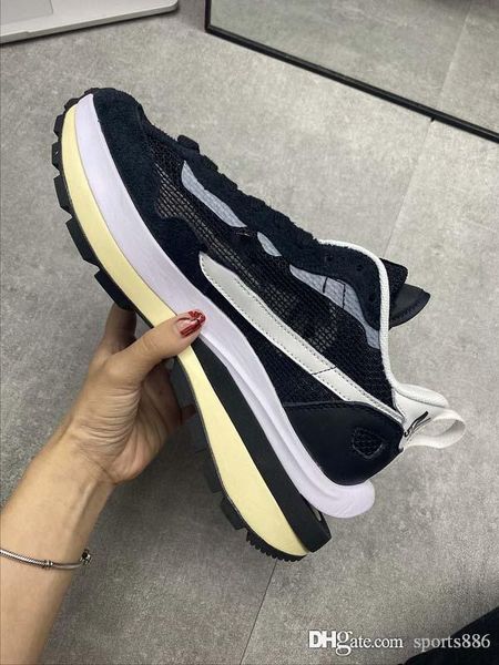 release authentic sacai x pegasus vaporfly sp men running shoes black summit white pure platinum man sports sneakers with box
release authentic sacai x pegasus vaporfly sp men running shoes black summit white pure platinum man sports sneakers with box