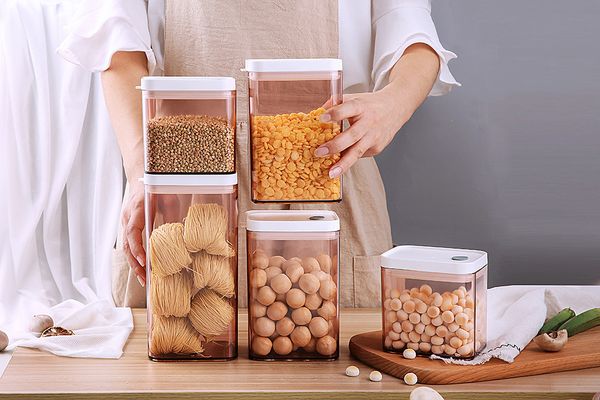 2020 new product square transparent fresh-keeping tank grains storage tank kitchen moisture-proof and leak-proof can be superimposed sealed
2020 new product square transparent fresh-keeping tank grains storage tank kitchen moisture-proof and leak-proof can be superimposed sealed