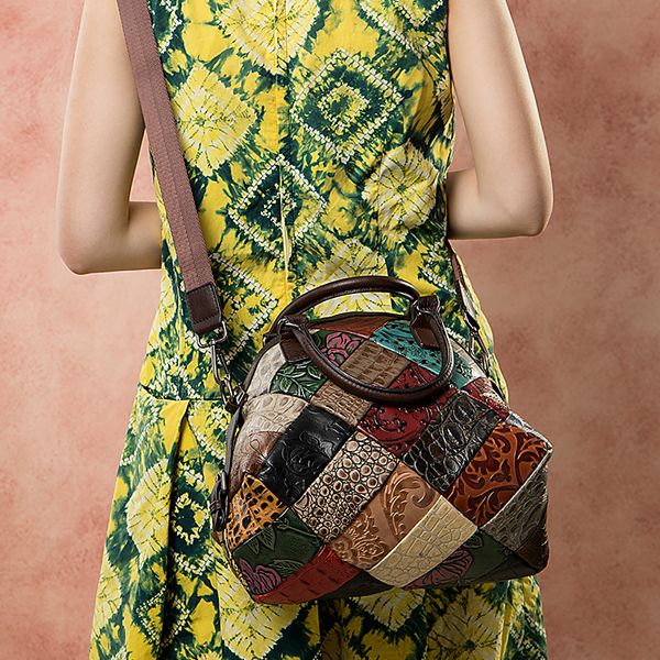 2020 individual trend stitching color handbag geometric pattern women's Single Shoulder Messenger Bag casual color is not fixed
2020 individual trend stitching color handbag geometric pattern women's Single Shoulder Messenger Bag casual color is not fixed