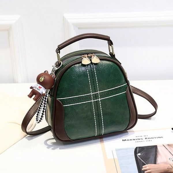 2020 brand new circular design women shoulder bag leather crossbody messenger bags female round bolsa fashion ladies handbag
2020 brand new circular design women shoulder bag leather crossbody messenger bags female round bolsa fashion ladies handbag