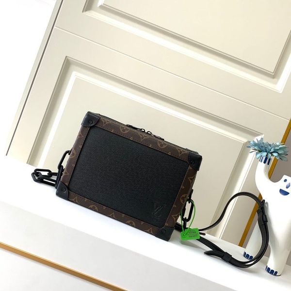 new women's one-shoulder bag 7a high-end custom fashion casual style hardware metal accessories with detachable long shoulder strap
new women's one-shoulder bag 7a high-end custom fashion casual style hardware metal accessories with detachable long shoulder strap