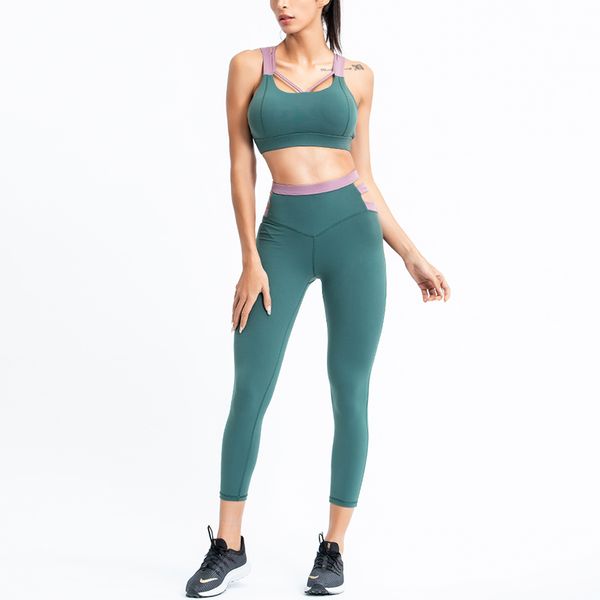 2020 new yoga suit women's tight matching color sports suit quick dry beauty back fitness two-piece set, White;red
2020 new yoga suit women's tight matching color sports suit quick dry beauty back fitness two-piece set, White;red