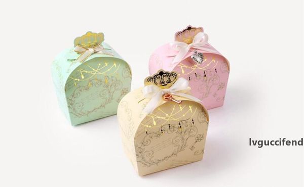 10/20pcs 9.5x8.5x5cm creative bronzing crown candy box gift box kids birthday baby shower wedding candy party supplies
10/20pcs 9.5x8.5x5cm creative bronzing crown candy box gift box kids birthday baby shower wedding candy party supplies