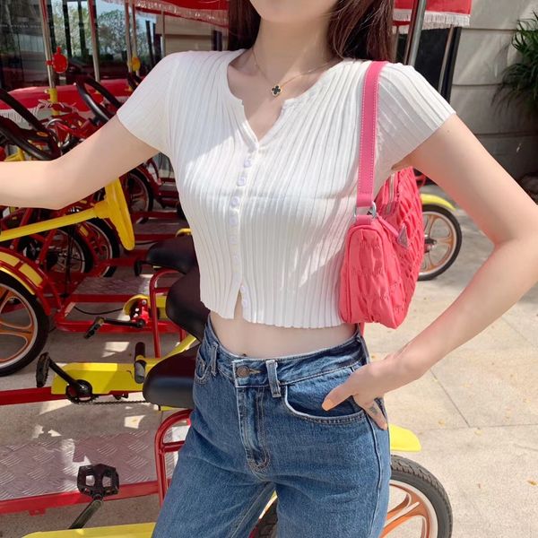 2020 new korean style v-neck high waist navel short slim-fit online celebrity ice silk shirt knitted short-sleeved t-shirt for women, White
2020 new korean style v-neck high waist navel short slim-fit online celebrity ice silk shirt knitted short-sleeved t-shirt for women, White