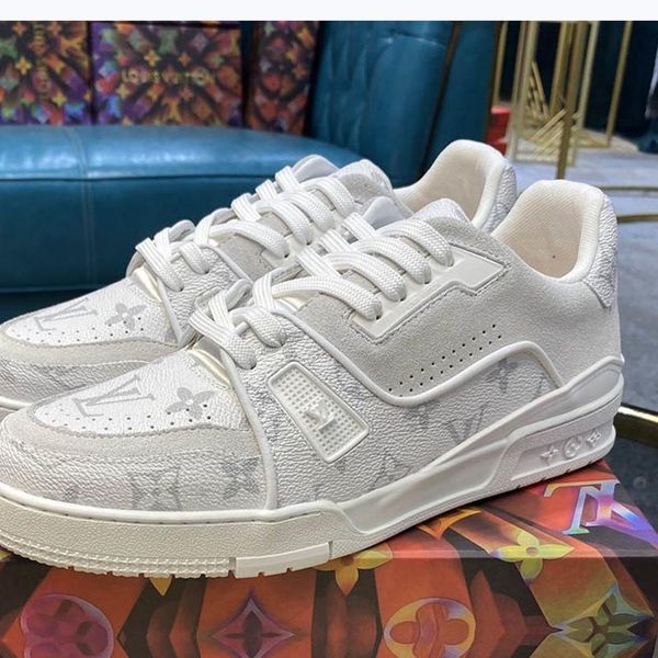 038 the high-quality men's casual sports shoes and outdoor casual shoes of the new brand designer, the original box size is 38-45, Black
038 the high-quality men's casual sports shoes and outdoor casual shoes of the new brand designer, the original box size is 38-45, Black