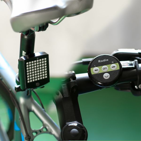 bicycle wireless remote control turn signal tail light usb rechargeable bicycle warning light bike brake riding equipment
bicycle wireless remote control turn signal tail light usb rechargeable bicycle warning light bike brake riding equipment